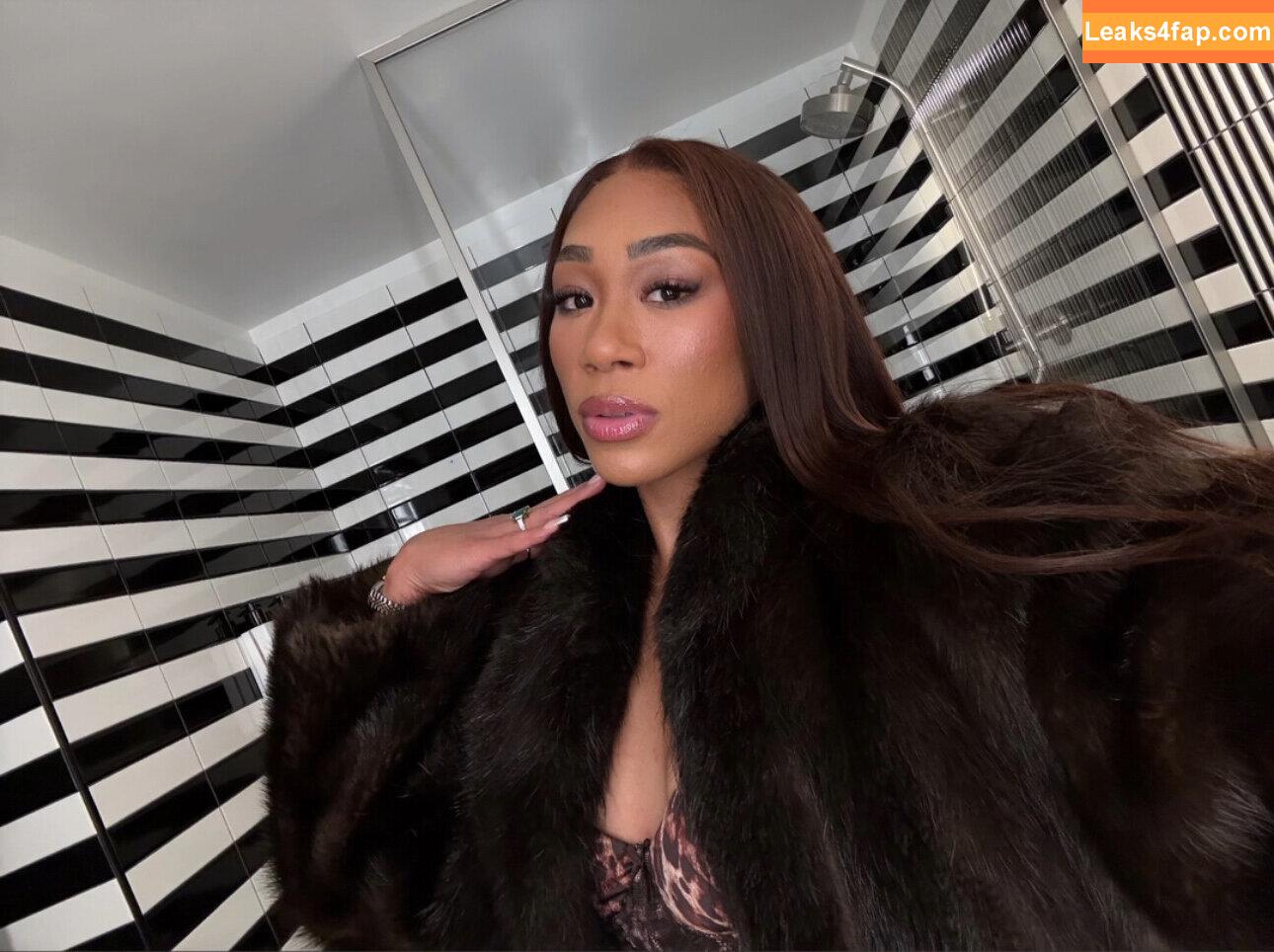 Alycia Baumgardner / alyciabaumgardner leaked photo photo #0148