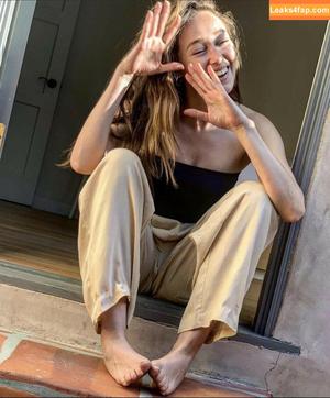 Alycia Debnam Carey photo #0022