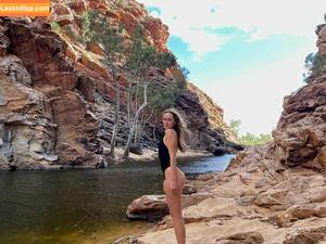 Alycia Debnam Carey photo #0053