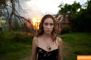 Alycia Debnam Carey photo #0145