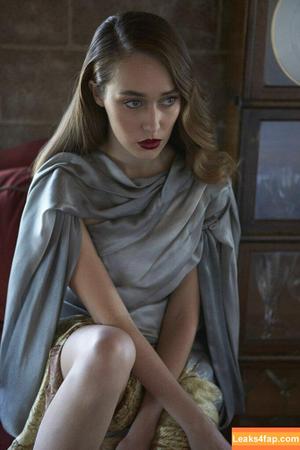 Alycia Debnam Carey photo #0332