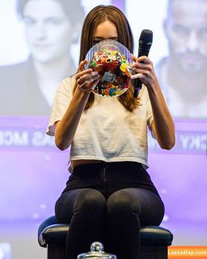 Alycia Debnam Carey photo #0476