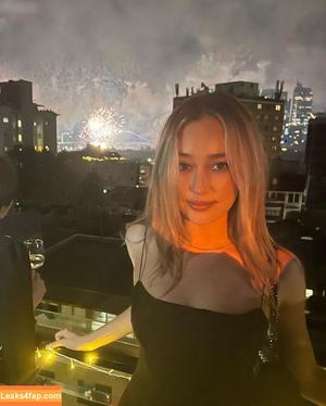 Alycia Debnam Carey photo #0572