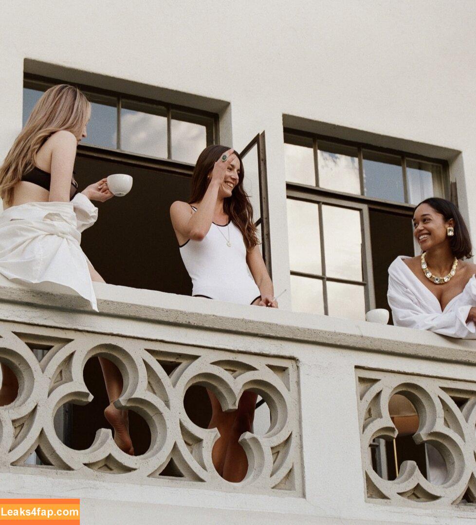 Alycia Debnam Carey / Alycia Debnam-Carey / DebnamCarey / alyciajasmin leaked photo photo #1229