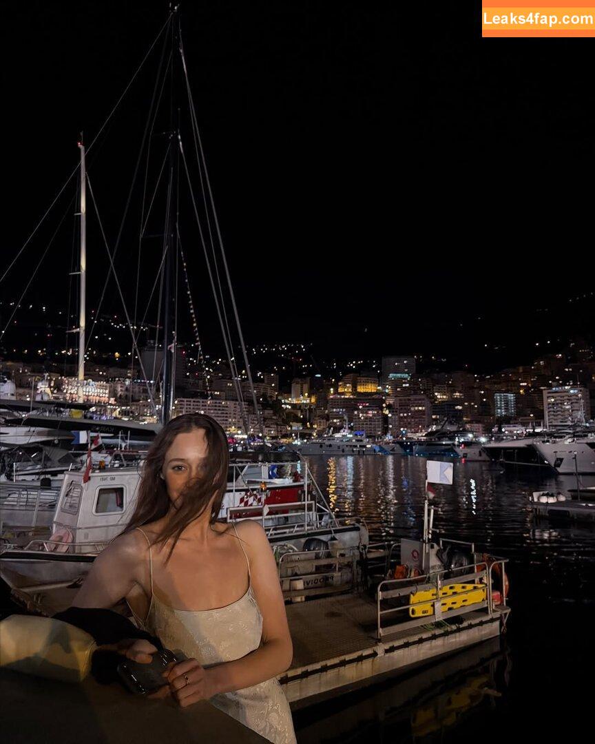 Alycia Debnam Carey / Alycia Debnam-Carey / DebnamCarey / alyciajasmin leaked photo photo #1237