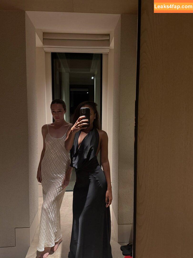 Alycia Debnam Carey / Alycia Debnam-Carey / DebnamCarey / alyciajasmin leaked photo photo #1323