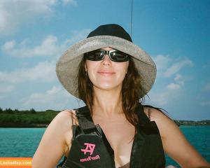 Alycia Debnam Carey photo #1324