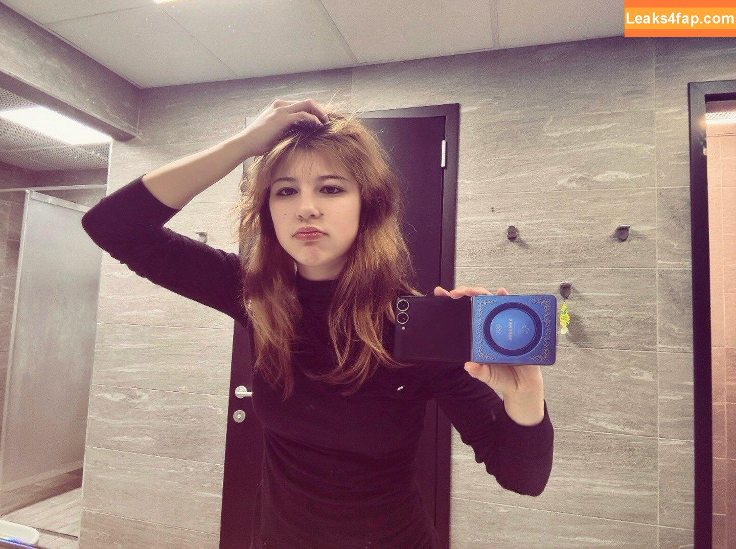 Alysa Liu / AlysaLiu / alysaxliu / https: leaked photo photo #0006