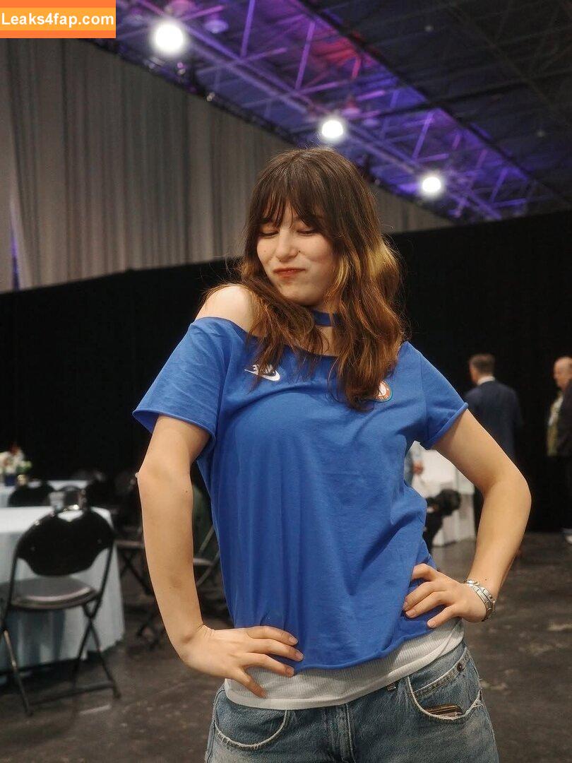 Alysa Liu / AlysaLiu / alysaxliu / https: leaked photo photo #0114