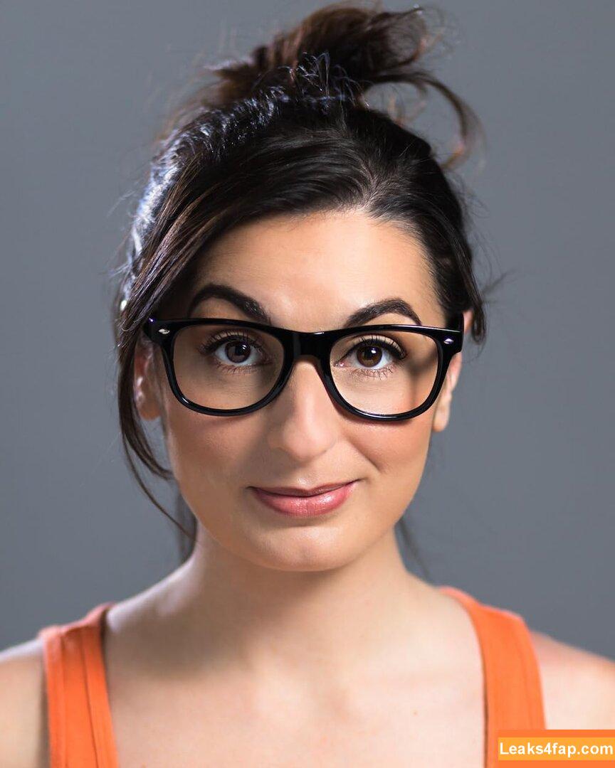 Alyse Becker /  leaked photo photo #0002
