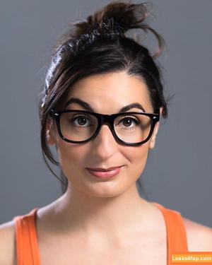 Alyse Becker photo #0002