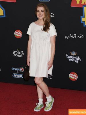 Alyson Hannigan фото #0030