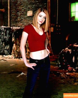 Alyson Hannigan фото #0067