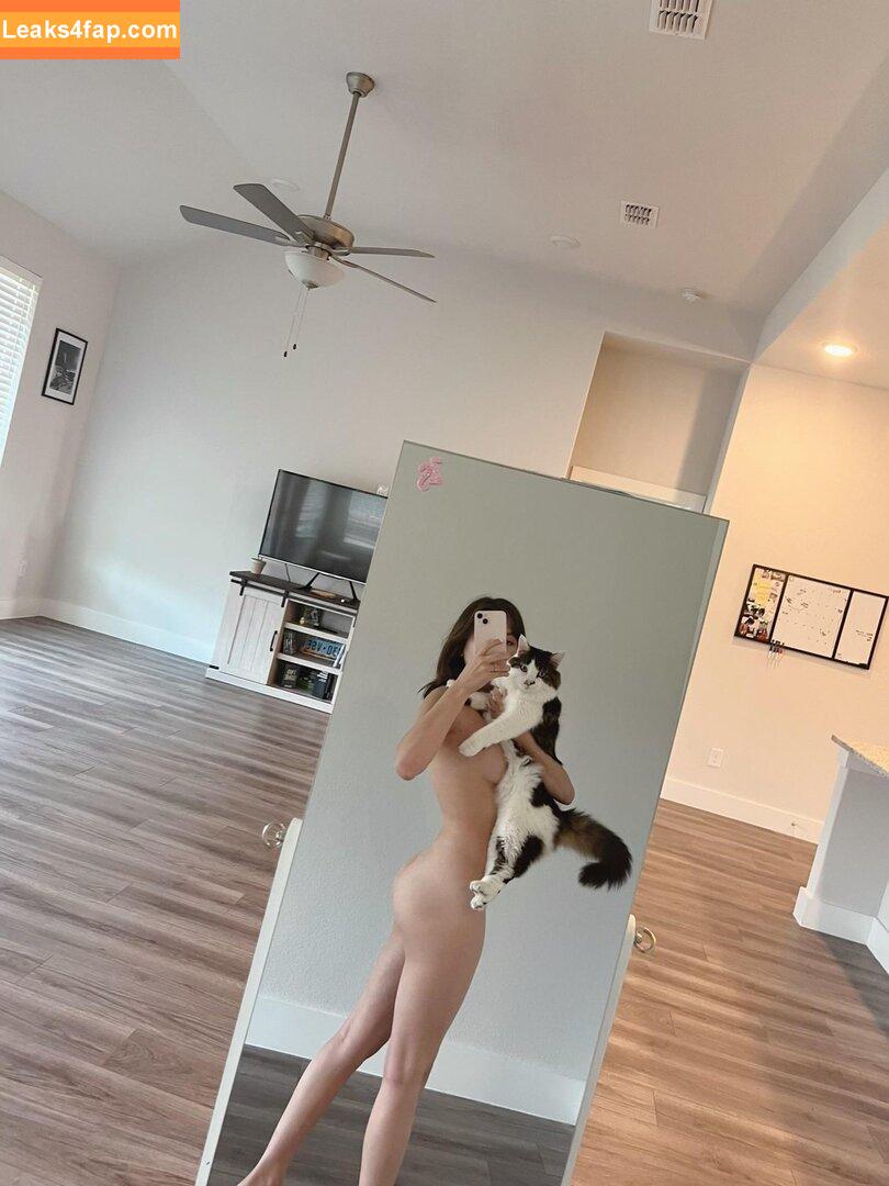 Alyssa Alessio / sharlhenn / xyzaly / zipoz leaked photo photo #0126