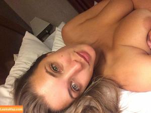 Alyssa Arce photo #0031