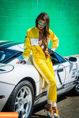 Alyssa Arce photo #0069