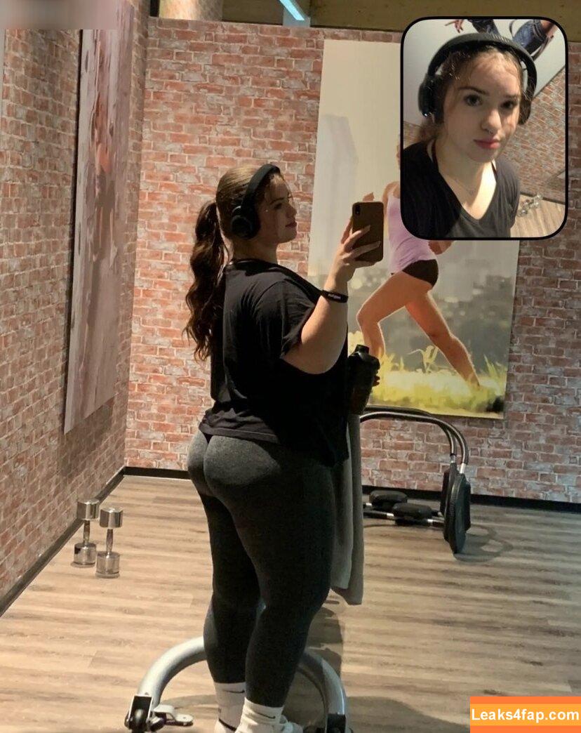 Alyssa Baum /  leaked photo photo #0005