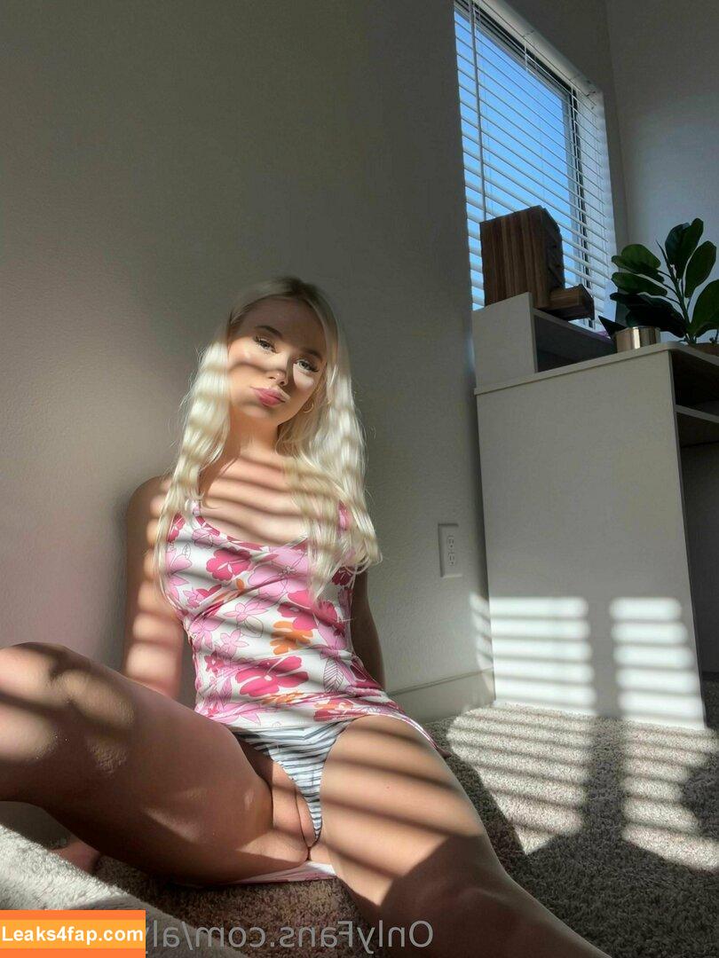 Alyssa Devyn / Ally Athena / alyssa9 / alyssadevynn / ofalyssa9 leaked photo photo #0351