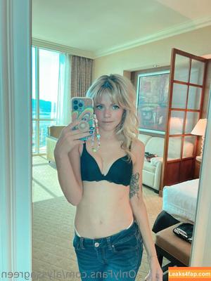 Alyssa Green photo #0194