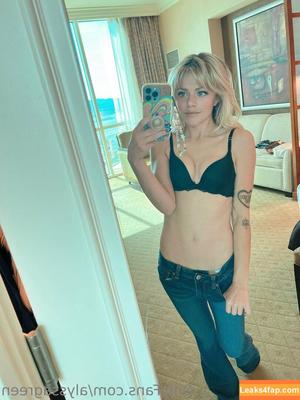 Alyssa Green photo #0196