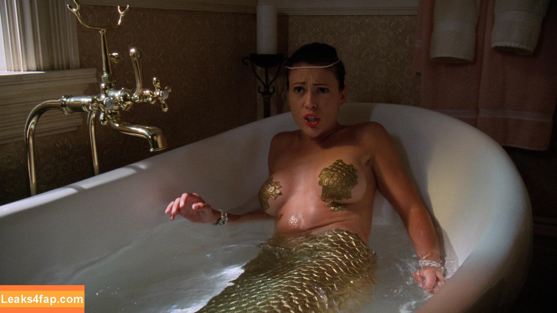 Alyssa Milano / alyssa_milano / milano_alyssa / milanoxxx leaked photo photo #0077