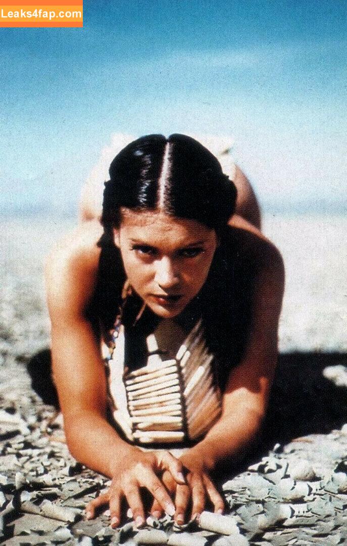 Alyssa Milano / alyssa_milano / milano_alyssa / milanoxxx leaked photo photo #0140