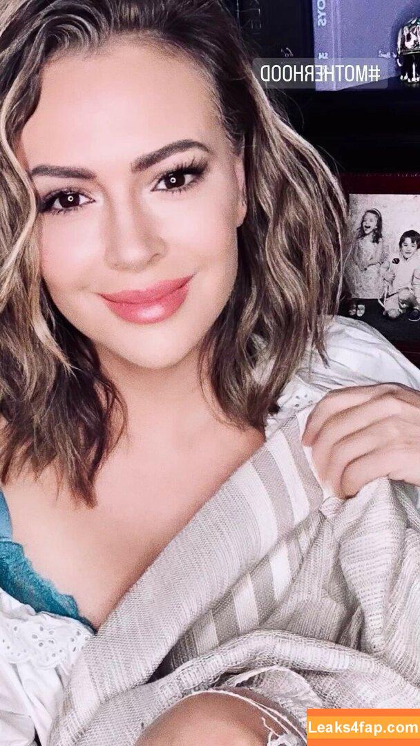 Alyssa Milano / alyssa_milano / milano_alyssa / milanoxxx leaked photo photo #0258