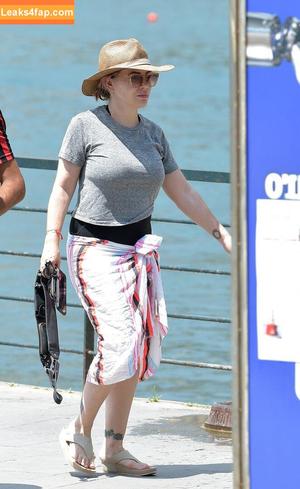 Alyssa Milano photo #0050