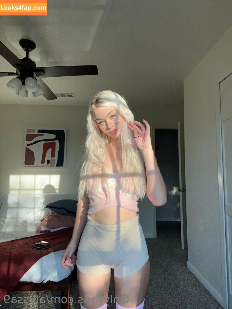 alyssa9 / allyssaap_ / alyssalynch leaked photo photo #0497