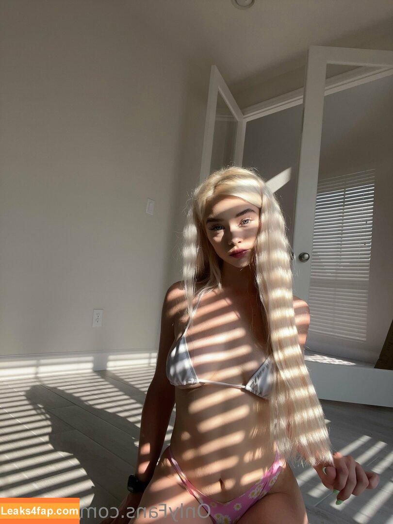 alyssa9 / allyssaap_ / alyssalynch leaked photo photo #1051