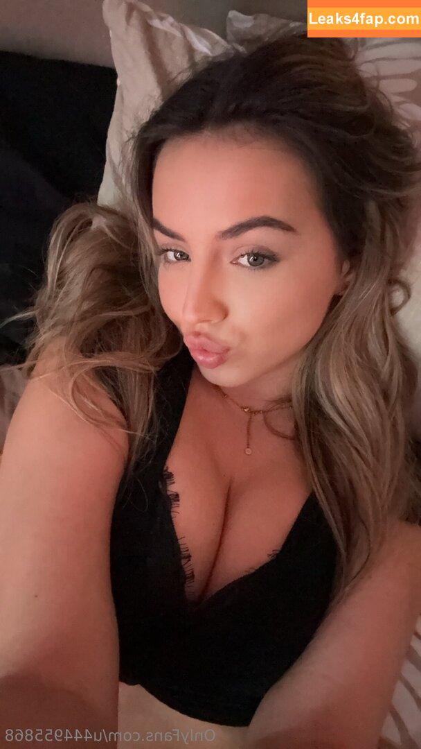 alyssabankss /  leaked photo photo #0037