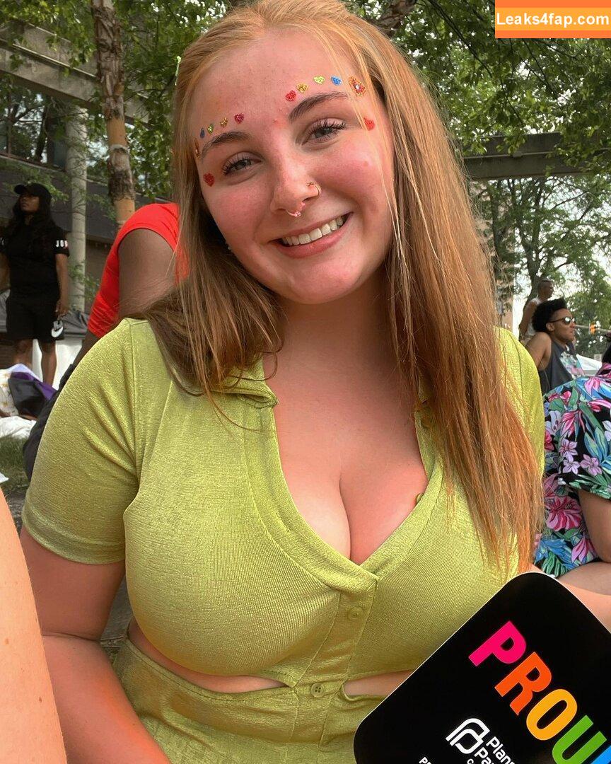 Alyssaholmes6969 / alyssa._.holmes leaked photo photo #0182