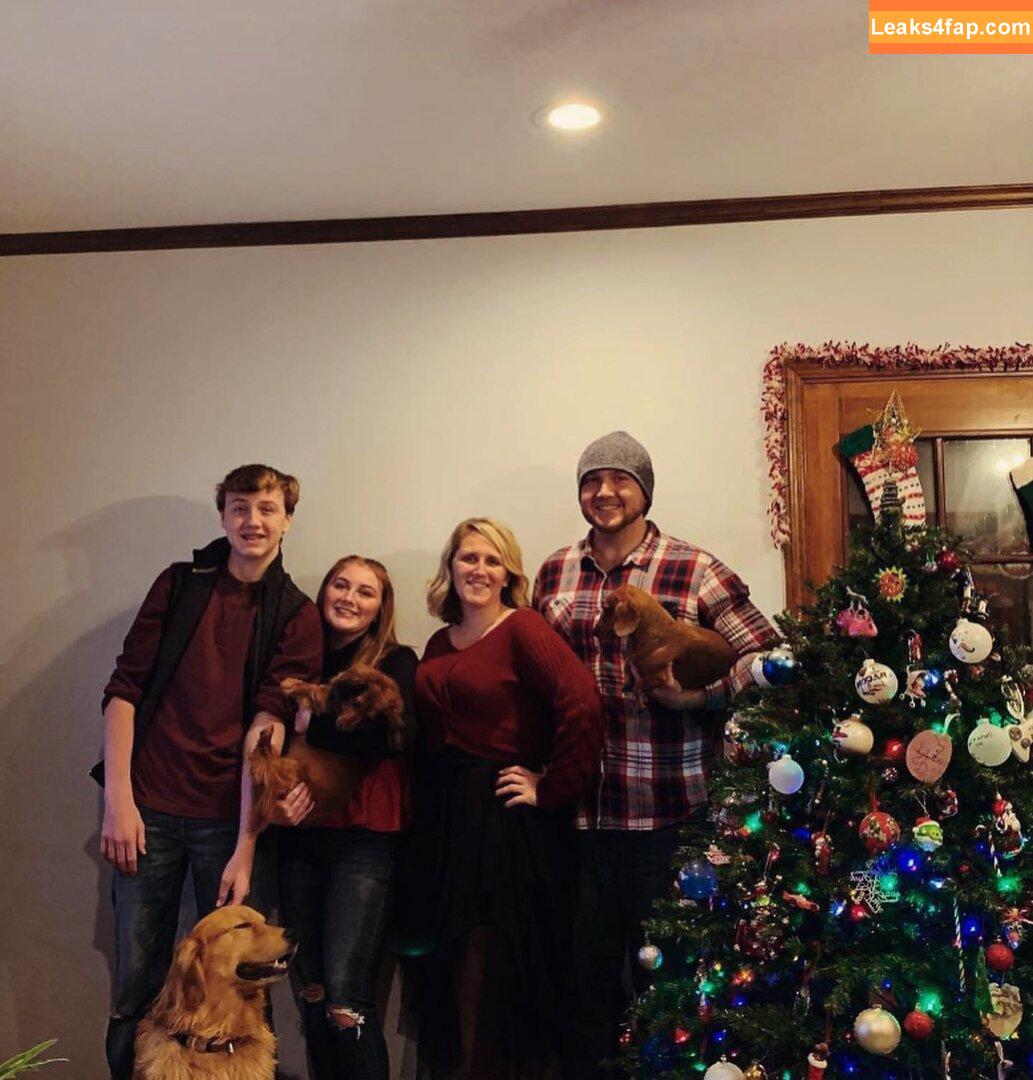 Alyssaholmes6969 / alyssa._.holmes leaked photo photo #0194