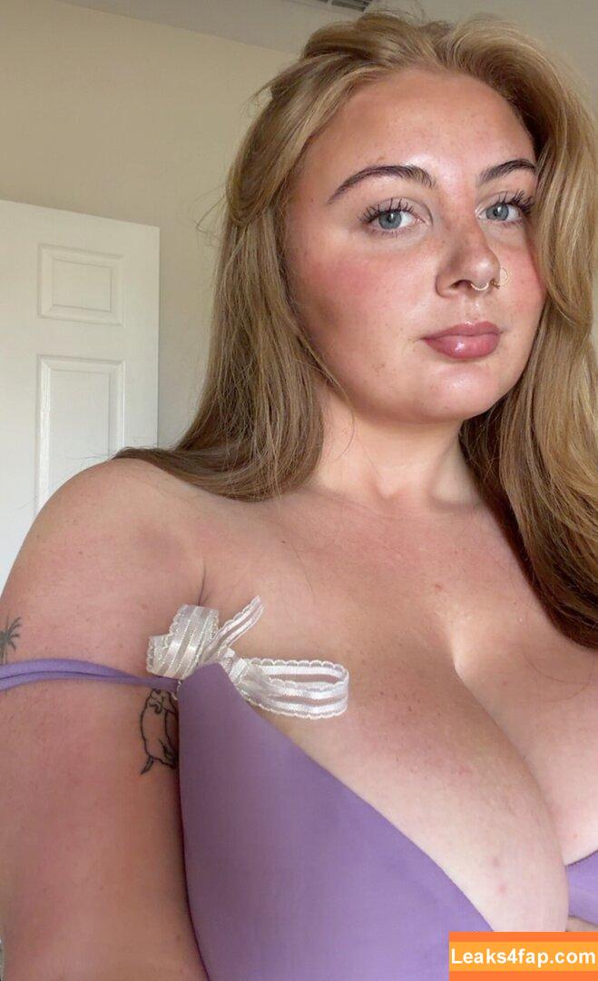 Alyssaholmes6969 / alyssa._.holmes leaked photo photo #0203