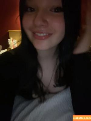 alyssaisverygoated photo #0003