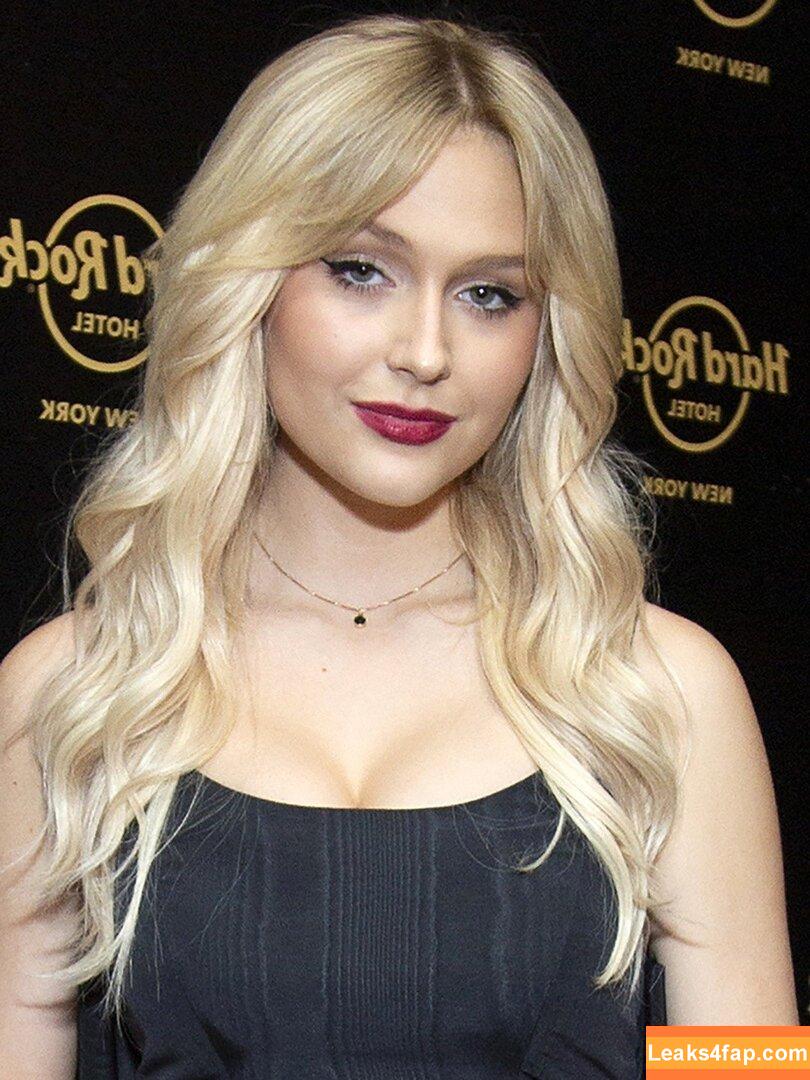 Alyvia Alyn Lind / alyviaalind слитое фото фото #0007