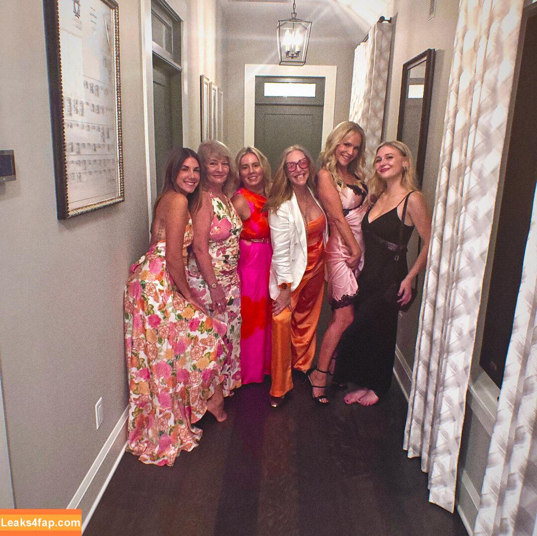 Alyvia Alyn Lind / alyviaalind leaked photo photo #0012
