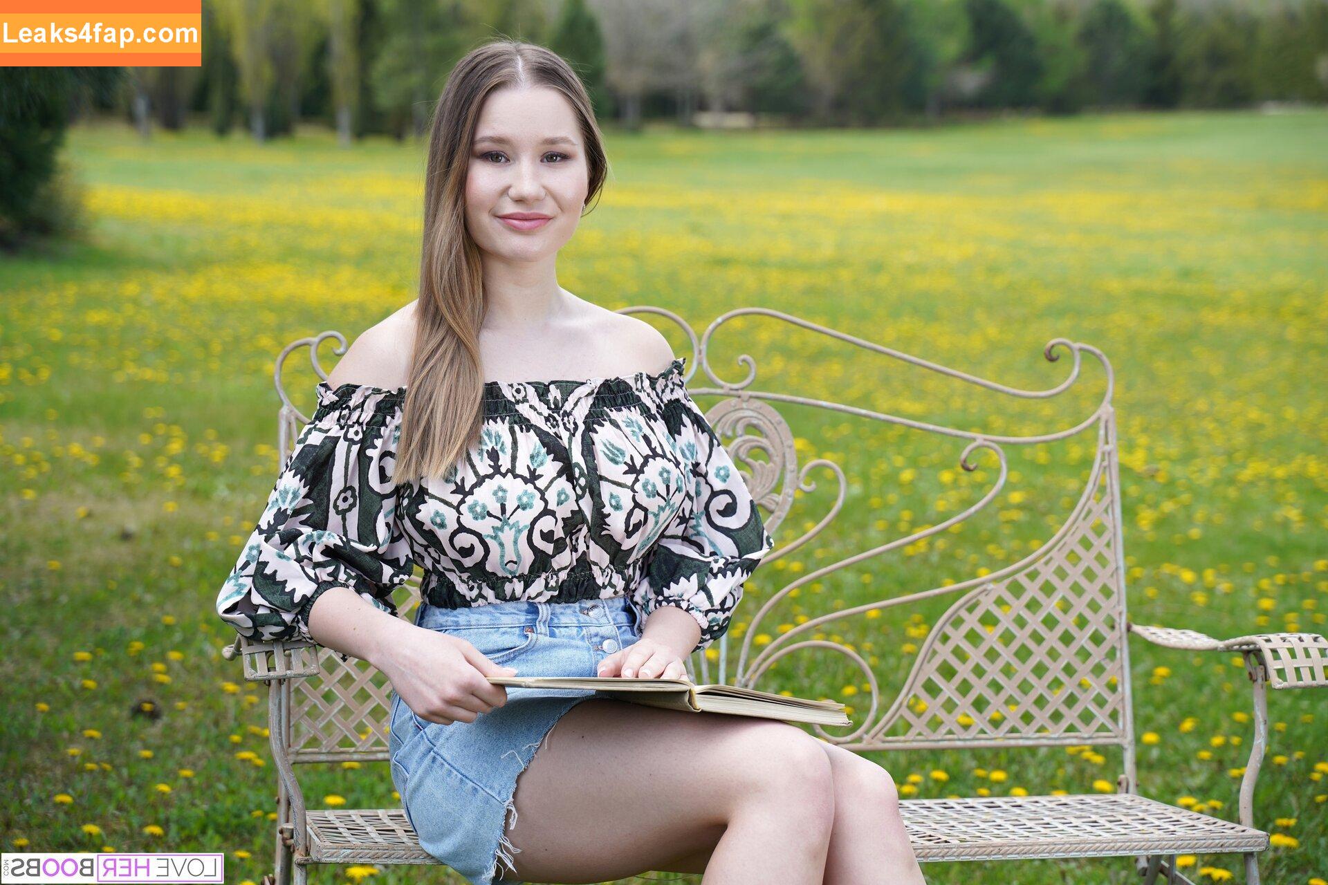 Amalia Davis / AmaliaDavisXXX / ameliaxdavis leaked photo photo #0254