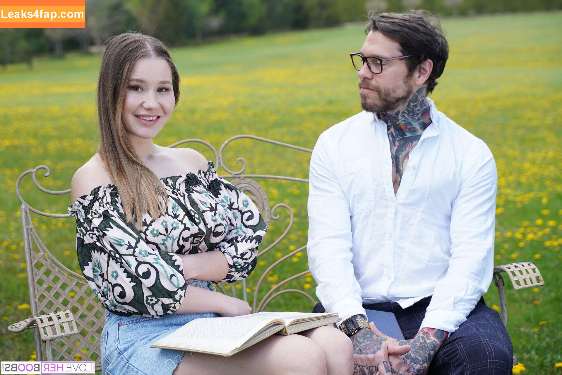 Amalia Davis / AmaliaDavisXXX / ameliaxdavis leaked photo photo #0255