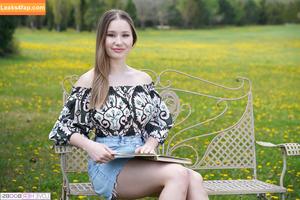 Amalia Davis photo #0254