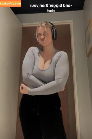 Amalie Kjeldtoft photo #0013