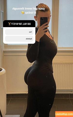 Amalie Kjeldtoft photo #0015