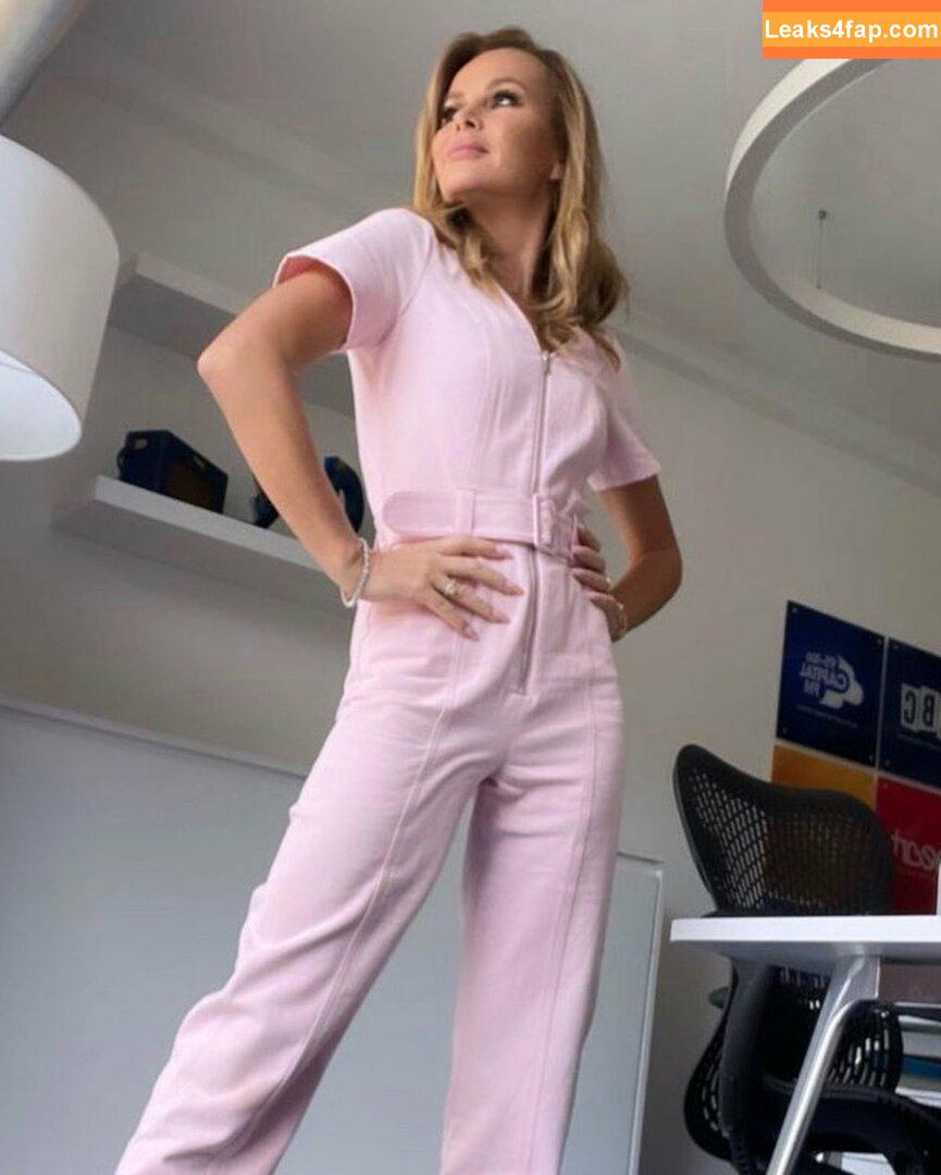 Amanda Holden / noholdenback слитое фото фото #0036