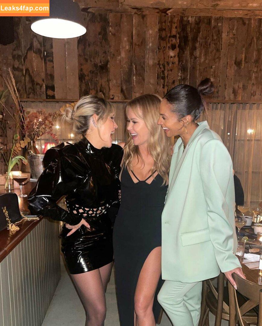 Amanda Holden / noholdenback слитое фото фото #0218