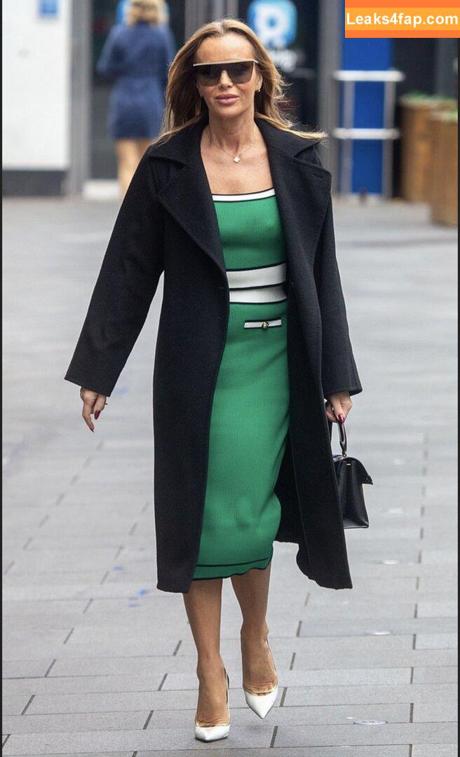 Amanda Holden / noholdenback слитое фото фото #0339