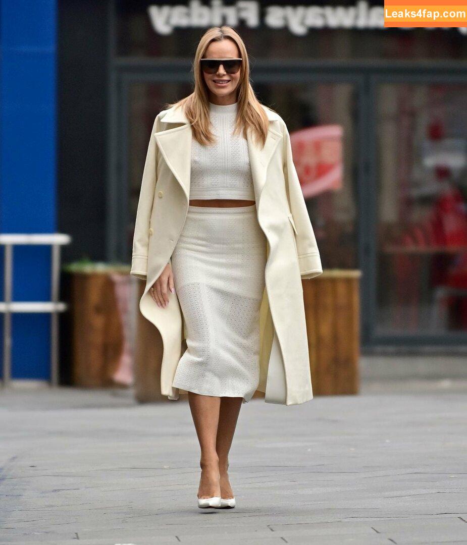 Amanda Holden / noholdenback слитое фото фото #0403