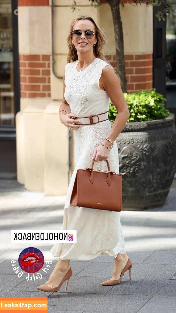 Amanda Holden / noholdenback слитое фото фото #0518