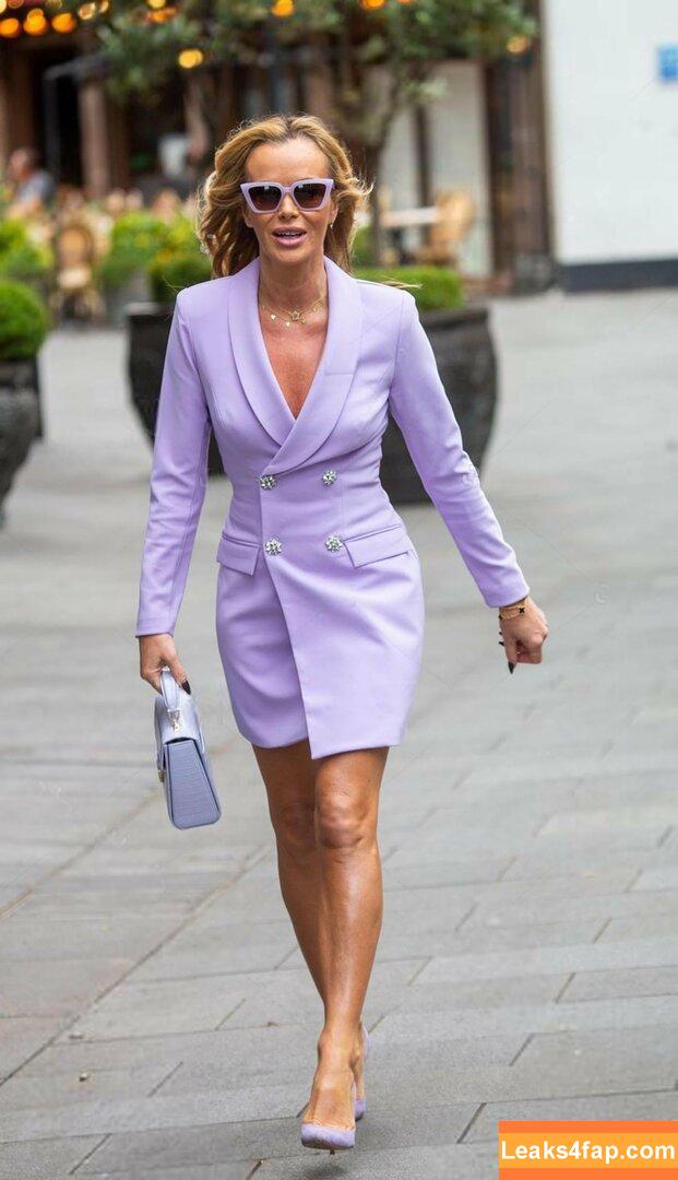 Amanda Holden / noholdenback слитое фото фото #0605