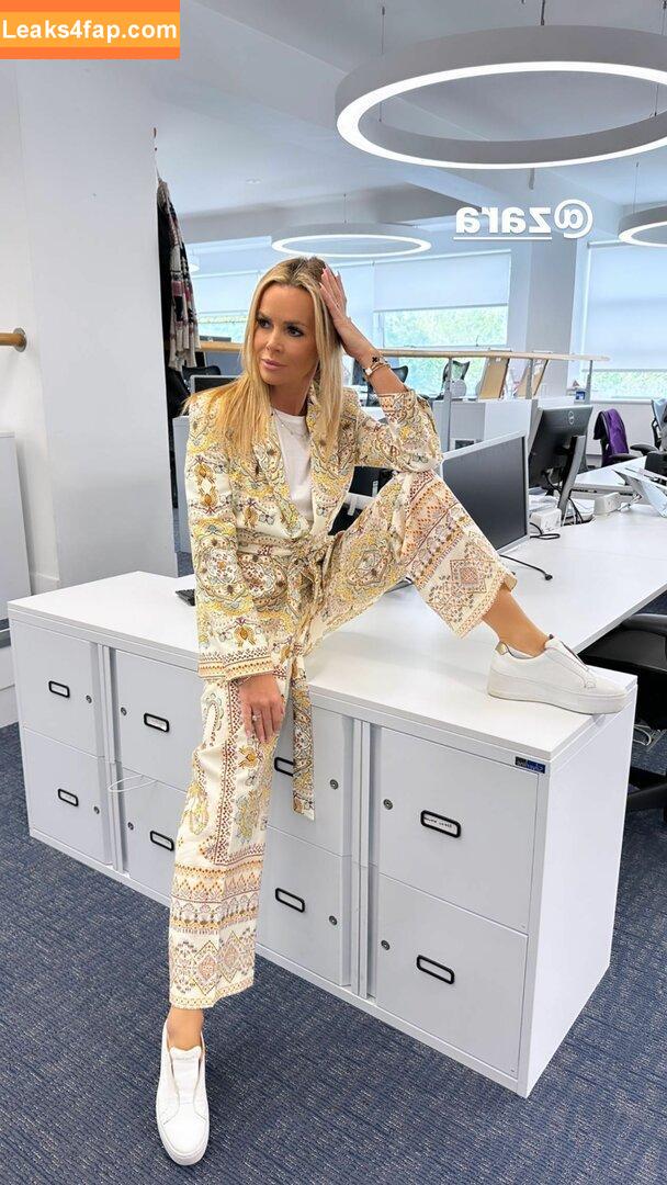 Amanda Holden / noholdenback слитое фото фото #0606