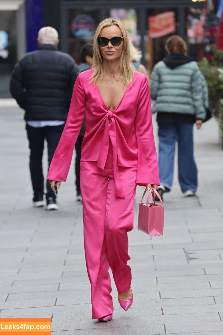 Amanda Holden / noholdenback слитое фото фото #0626